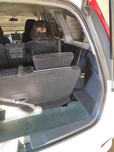 авта: Honda Stream: 2002 г., 1.7 л, Автомат, Бензин — 9
