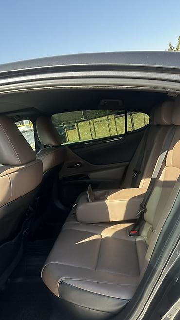 Lexus: Lexus ES: 2022 г., 2.5 л, Гибрид, Седан — 12