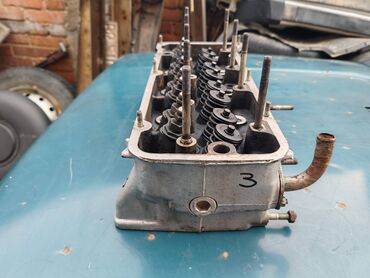 Auto delovi: Glava motora Lada 2105, Lada 2107 Riva, Lada 2104 Karavan motor 1300 — 6