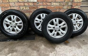 Шиналар жана дисктер: Дөңгөлөктөр монтажда 275 / 65 / R 18, All-season, Колдонулган, Комплект, Жол тандабастар (АТ/МТ), Куйма, тешиктери - 4 — 2