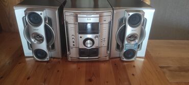 modem guclendirici: SƏS GÜCLƏNDİRİCİ HEÇBİR PROBLEMİ YOXDUR İDEAL VƏZİYYƏTDƏDİR 2 ƏDƏD CD