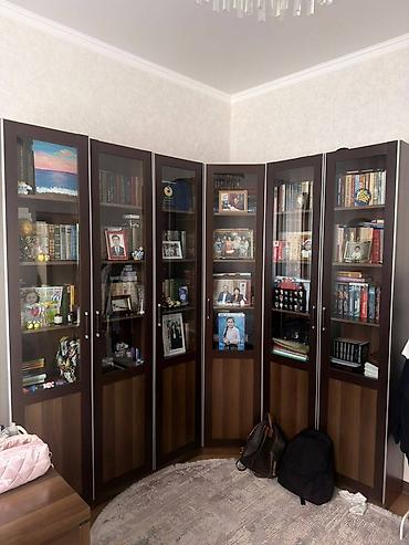 камод для зала: Книжный шкаф, Б/у, ЛДСП — 2
