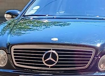 mersedes hissələri: Mercedes-Benz sedan – qara rəngli, klassik ön barmaqlıq və böyük ulduz — 1