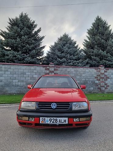 Продажа авто: Volkswagen Vento: 1995 г., 1.8 л, Механика, Газ, Седан — 1