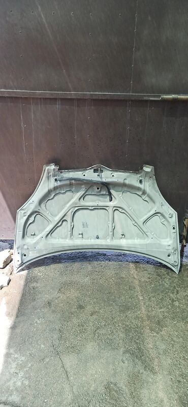 Капоты и комплектующие: Капот Toyota, Оригинал at lalafo.kg — 6 Капоты и комплектующие: Капот Toyota, Оригинал — 6