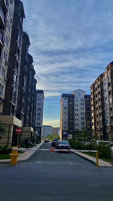 молодежный квартал плюс: 3 комнаты, 90 м², Ала-Арча ТРЦ 108 серия, 2 этаж, Евроремонт — 1