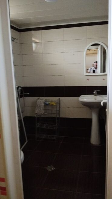 Köhnə tikili: Satılır Bakıxanovda Asan xidmətə yaxın qanuni 1 otaq 2 otağa predilka -da lalafo.az — 7 Köhnə tikili: Satılır Bakıxanovda Asan xidmətə yaxın qanuni 1 otaq 2 otağa predilka — 7