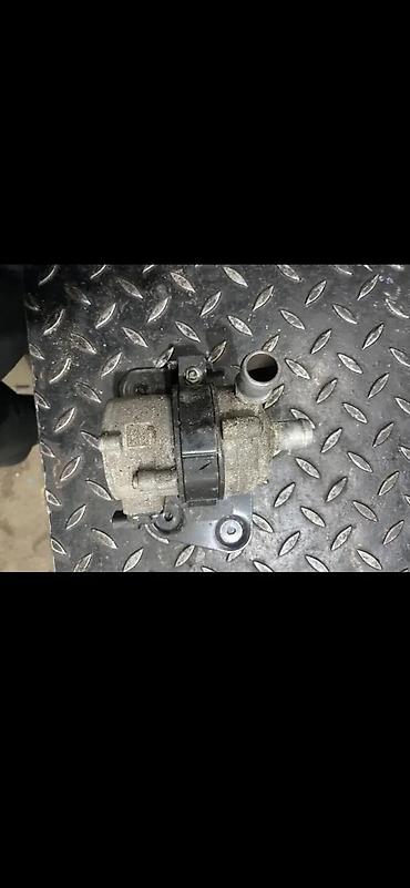 alternator clio 3: AUDI Q5 2 PUMPA VODE 4H0965567A | Audi delovi ZEMUN 06******** — 4