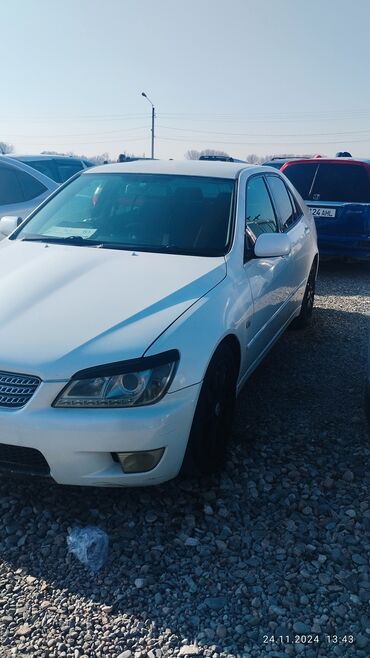 Toyota: Toyota Altezza: 2002 г., 2 л, Автомат, Бензин, Седан