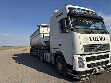 дом калесах: Тягач, Volvo, 2008 г., Самосвал — 3