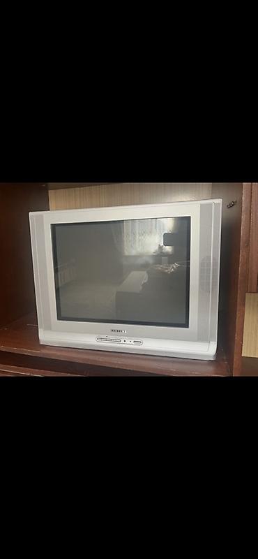 Klassik kineskop televizor – gümüşü korpus, ön paneldə inteqrə olunmuş lalafo.az -da Klassik kineskop televizor – gümüşü korpus, ön paneldə inteqrə olunmuş