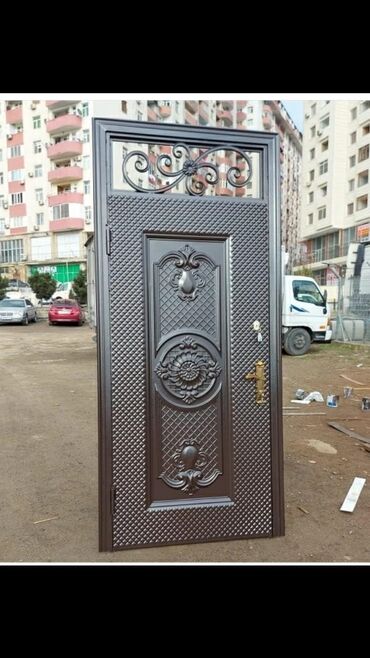 Giriş qapıları: Yeni Giriş qapısı Zəmanətli, Ödənişli quraşdırma, Ödənişli çatdırılma -da lalafo.az — 6 Giriş qapıları: Yeni Giriş qapısı Zəmanətli, Ödənişli quraşdırma, Ödənişli çatdırılma — 6