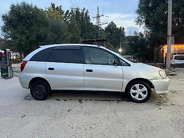 isis toyota: Toyota Ipsum: 2000 г., 2 л, Автомат, Бензин, Минивэн — 4
