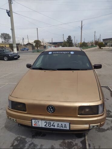 машина алу: Volkswagen Passat: 1989 г., 1.8 л, Механика, Бензин, Седан
