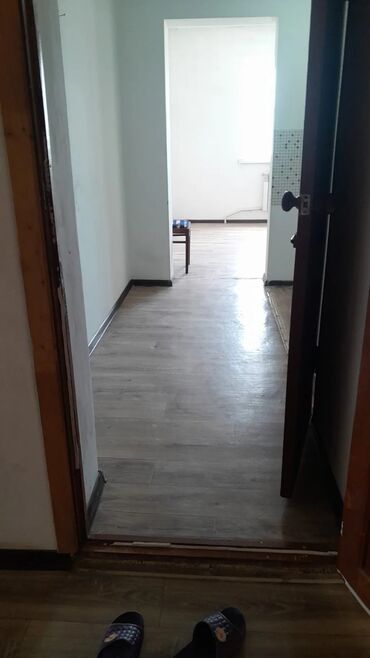 снять домик в горах бишкек: 25 м², 1 комната, Теплый пол, Бронированные двери, Забор, огорожен