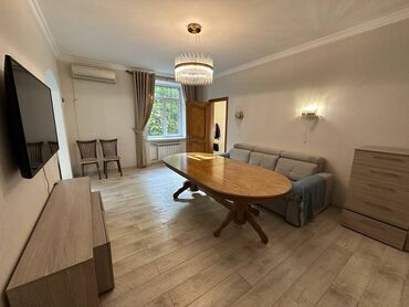 снять квартиру без риэлтора: 2 комнаты, 42 м², 2 этаж, Евроремонт