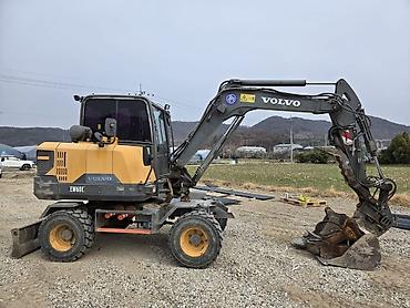 Экскаваторы: Экскаватор, Hyundai, Колесный — 9