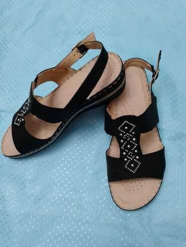 italijanske kozne sandale: Sandals, 39
