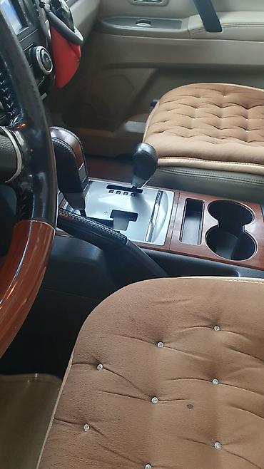 pajero stop: Mitsubishi Pajero GLS, V6 benzin mühərriki, tam ötürücülü ofroud/SUV — 10
