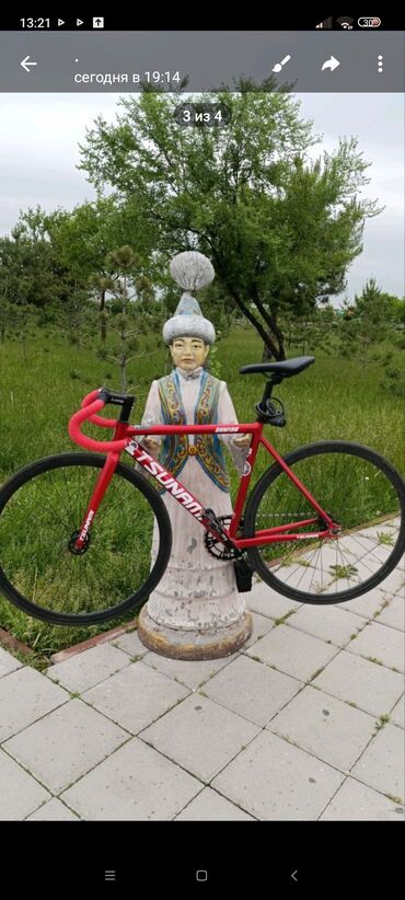 велосипед рама s: Продаю фикс тцунами. рама и вилка из алюма размер с руль баран