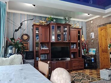 Продажа коттеджей и домов: 📍ул. 8 марта 🔘5-комнат 🔘121м² Продаётся двухэтажный дом в районе — 10