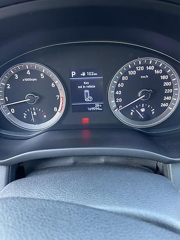 gra: Hyundai Grandeur: 2019 г., 2.4 л, Автомат, Бензин, Седан — 10