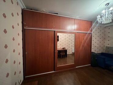 мебель для гостинной: Dolab 150 Azn stilir Yaxsi veziyyetdedir OlcuEni 3,6.Hundurluk 2,8