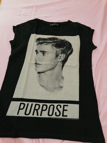 Lične stvari: Majica kratkih rukava
Print: Justin Bieber