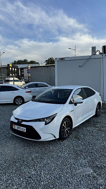 Продажа авто: Toyota Levin: 2022 г., Гибрид, Седан — 10