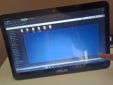 Desktop računari i radne stanice: Asus All In One A4110/15.6 Touch/4 cora /500gb *15.6" 1366 x 768 — 4