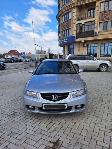 лобо машина: Honda Accord: 2003 г., 2 л, Типтроник, Бензин, Седан