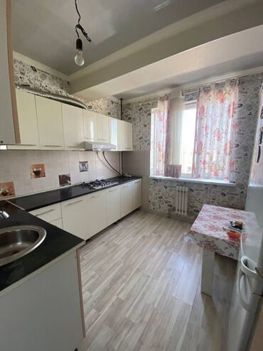 продаю квартиру район пишпек: 1 бөлмө, 37 кв. м, Элитка, 11 кабат, Косметикалык ремонт