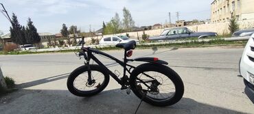 velosipetler: İşlənmiş Şəhər velosipedi 26", sürətlərin sayı: 21, Ünvandan götürmə