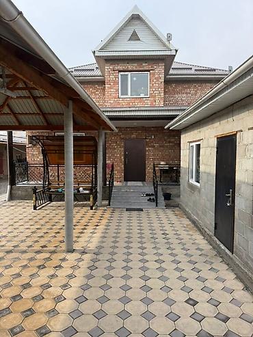 Продажа коттеджей и домов: Продается кирпичный двухэтажный дом с благоустроенным двором и — 3