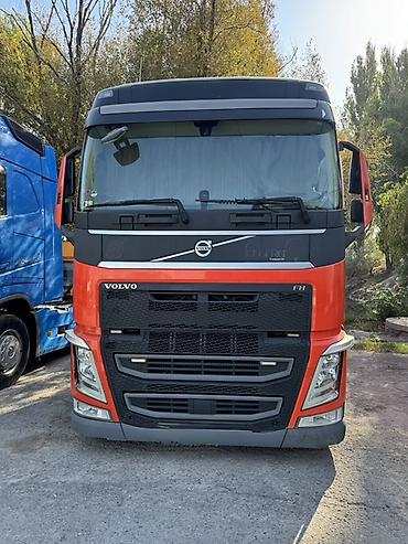 Volvo: Тягач, Volvo, 2018 г., Без прицепа — 3