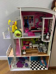 книжная полка купить: MilUwaq ucun domik qiymeti 120man teze kimi icindekiler verilecey