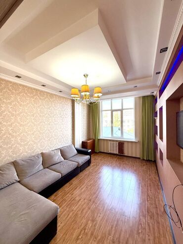 квартиры 2 комнаты: 2 бөлмө, 66 кв. м, Элитка, 2 кабат, Косметикалык ремонт