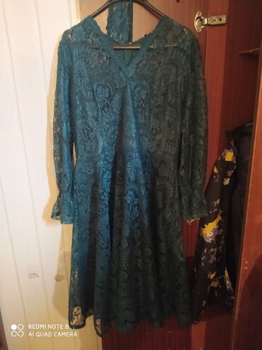 гипюровое платье в пол: Новое гипюровое Турецкое платье изумрудно зелёного цвета