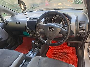 e55 amg w211: Honda Fit: 2003 г., 1.3 л, Вариатор, Бензин, Хэтчбэк — 5