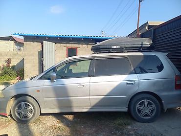 пинин ио: Honda Odyssey: 2001 г., 2.3 л, Автомат, Газ, Минивэн — 2