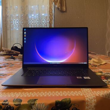 Huawei: Intel Core i7, 16 GB, 15.6 " — 3