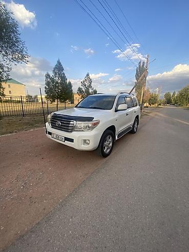 lend cruizer: Toyota Land Cruiser: 2011 г., 4 л, Механика, Газ, Внедорожник — 4