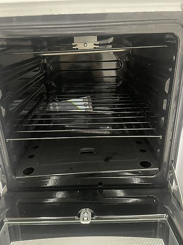 baking oven: Электрическая плита Flama, классическая белая. Характеристики: - — 3