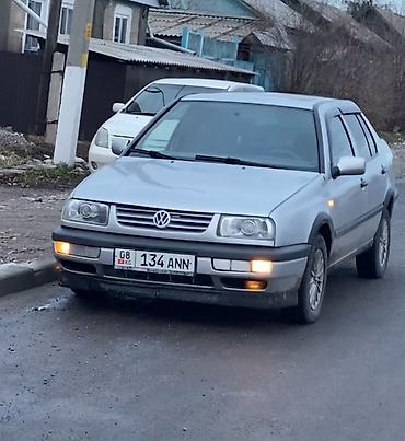 s4 2 2: Volkswagen Vento: 1996 г., 1.8 л, Механика, Бензин, Седан — 10