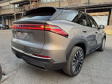 changan 2026: Geely Galaxy Starship 7: 2026 г., 1.5 л, Автомат, Гибрид, Кроссовер — 9