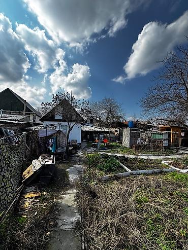 Продажа коттеджей и домов: Продается дом! Район ГЭС 2, ул Горького. Участок ровный, на участке 2 — 9