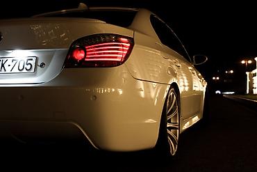 BMW: BMW 5 series: 3 l | 2004 il Sedan — 6