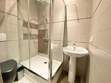Продажа квартир: For rent a 2 bedroom apartment in the golden square. 146 Panfilov — 16