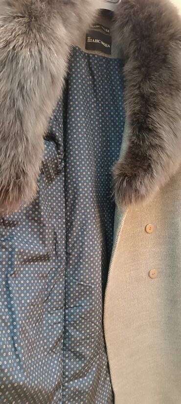 Paltolar: Payto kaşmir natural mexli. Boz rengli. Qalın astarlı 350 manata — 8