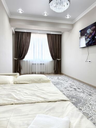 Посуточная аренда квартир: Студия, Душевая кабина, Постельное белье, Парковка — 16